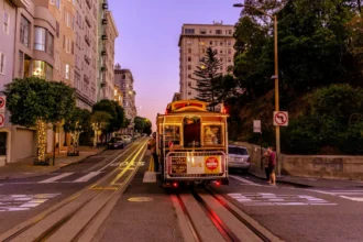 budget travel tips expensive cities usa