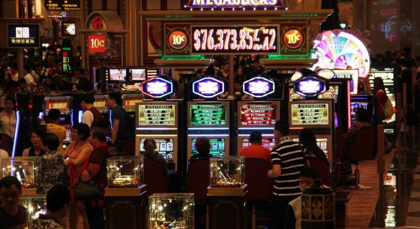 When Should You Use the Contact Page on Vanessa-Casino.com?